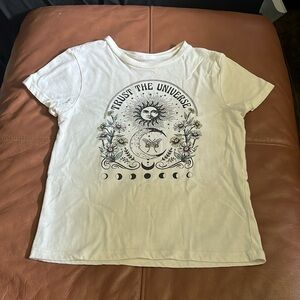 White Short T-shirt Trust the Universe